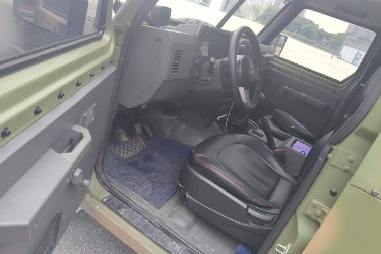 Used BAW Warrior 2019 2.4T Five-Door Four-Wheel Drive Gasoline Version China VI Emission Standard Driver Seat