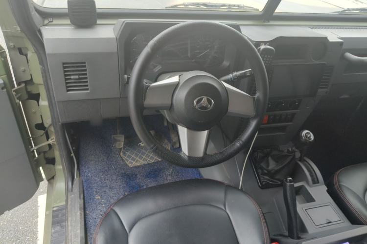 Used BAW Warrior 2019 2.4T Five-Door Four-Wheel Drive Gasoline Version China VI Emission Standard Steering Wheel