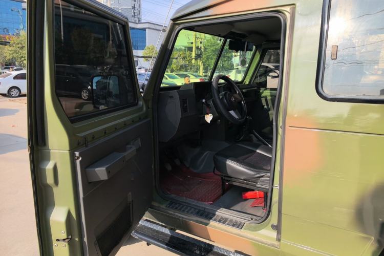 Used BAW Warrior 2019 2.4T Three-Door Four-Wheel Drive Short Wheelbase Gasoline Version China VI Emission Standard Driver Seat