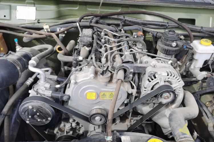 Used BAW Warrior 2019 2.5T five-door four-wheel-drive diesel version Engine Bay