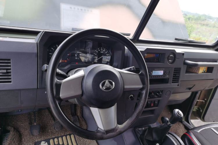 Used BAW Warrior 2019 2.5T five-door four-wheel-drive diesel version Steering Wheel