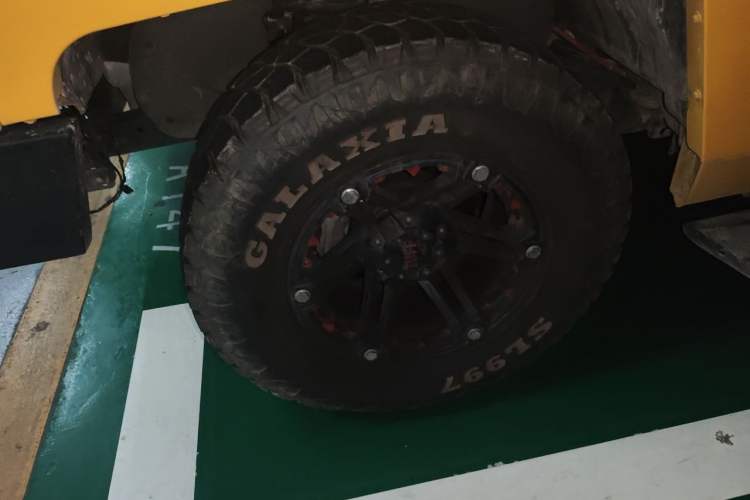 Used BAW Warrior 2019 2.4T Four-Door Four-Wheel Drive Gasoline Version China VI Emission Standard Right Front Wheel Hub