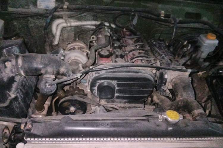 Used BAW Warrior 2021 2.4T Five-Door Four-Wheel Drive Gasoline Version China VI Emission Standard Engine Bay
