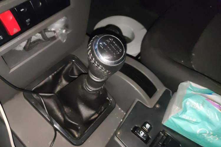 Used BAW Warrior 2021 2.4T Five-Door Four-Wheel Drive Gasoline Version China VI Emission Standard Gear Lever
