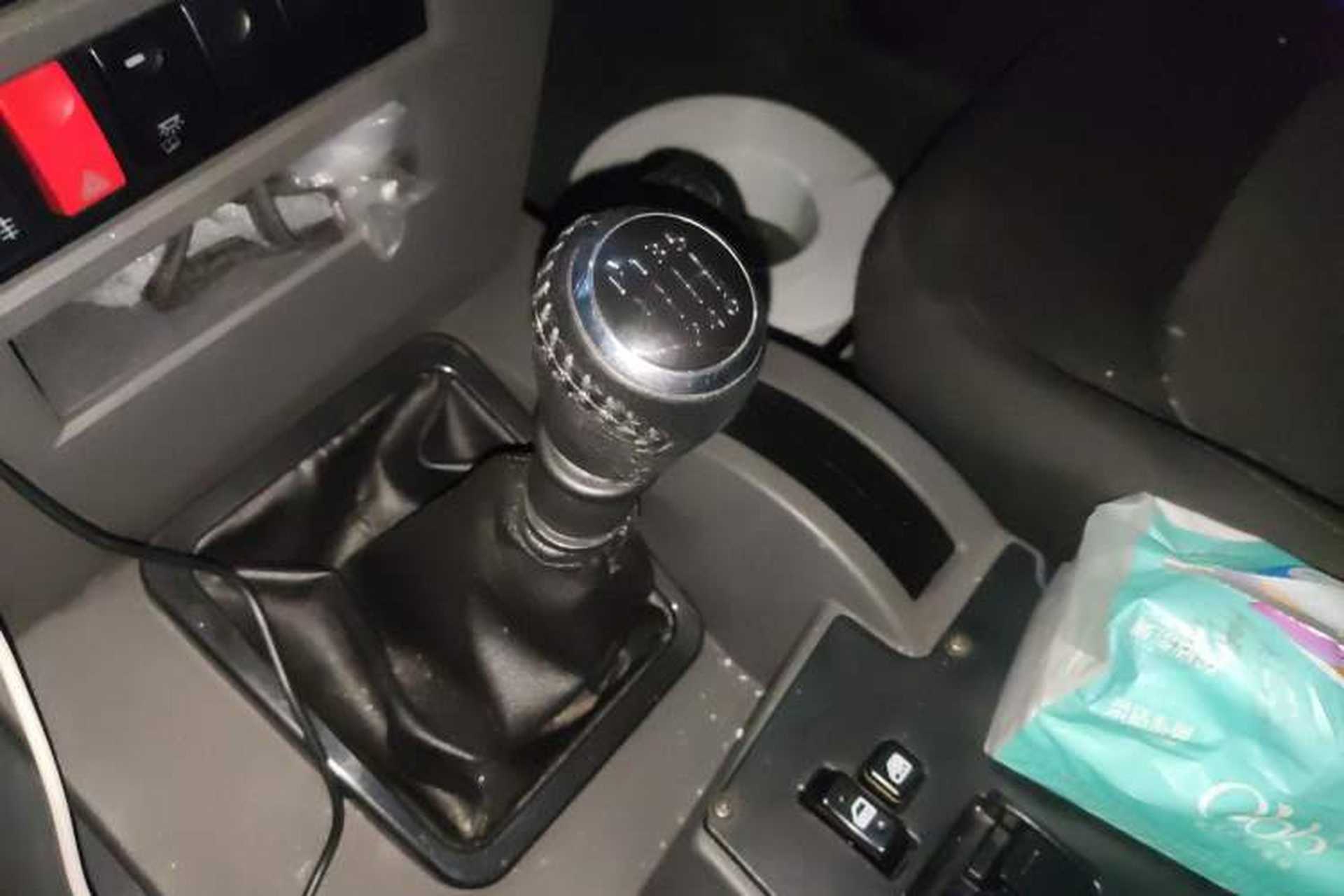 Used BAW Warrior 2021 2.4T Five-Door Four-Wheel Drive Gasoline Version China VI Emission Standard Gear Lever