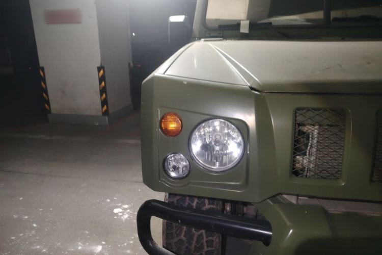 Used BAW Warrior 2021 2.4T Five-Door Four-Wheel Drive Gasoline Version China VI Emission Standard Right Front Headlight