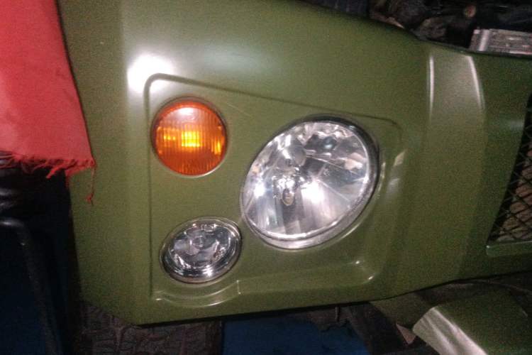 Used BAW Warrior 2021 2.4T Five-Door Four-Wheel Drive Gasoline Version China VI Emission Standard Right Front Headlight