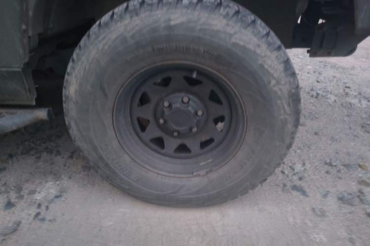 Used BAW Warrior 2021 2.4T Five-Door Four-Wheel Drive Gasoline Version China VI Emission Standard Right Front Wheel Hub