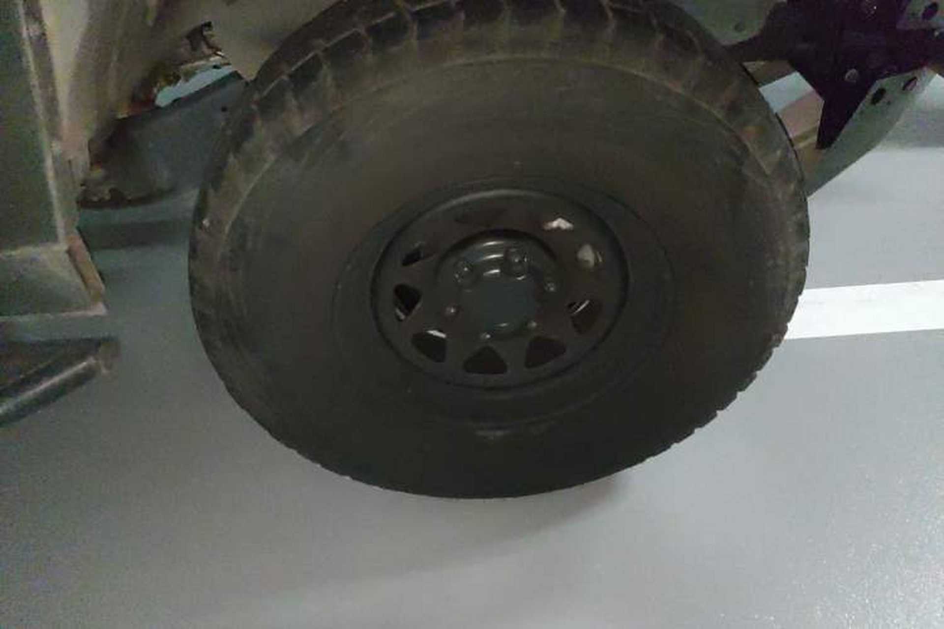 Used BAW Warrior 2021 2.4T Five-Door Four-Wheel Drive Gasoline Version China VI Emission Standard Right Front Wheel Hub