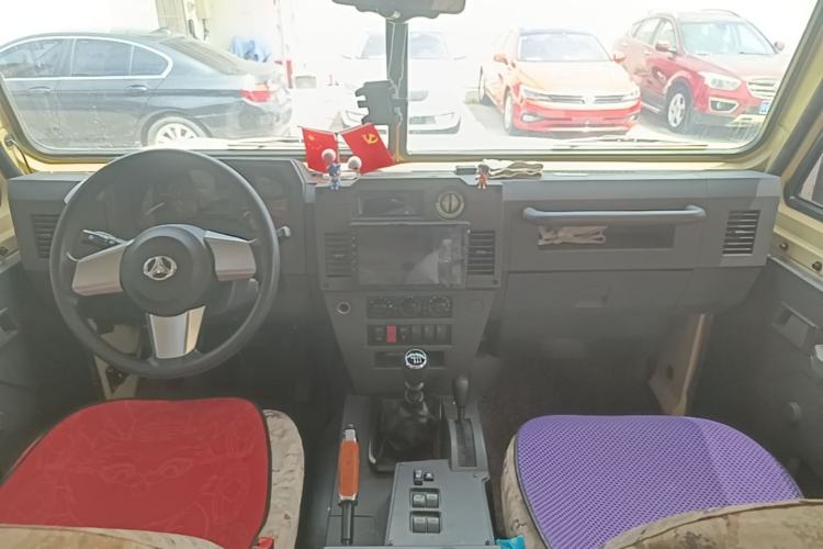 Used BAW Warrior 2021 2.4T Four-Door Four-Wheel Drive Gasoline Version 6 Seats China VI Emission Standard Center Console