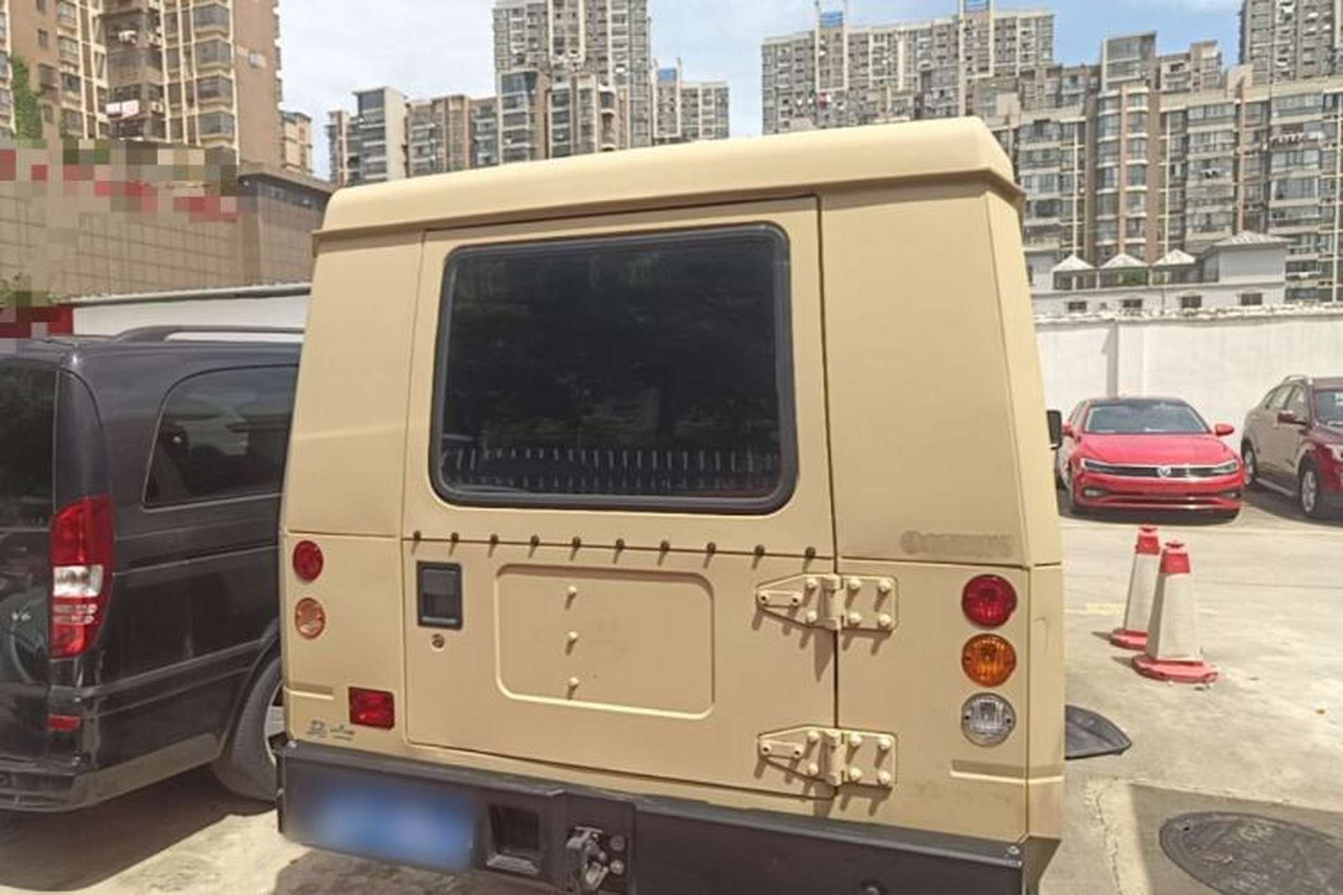 Used BAW Warrior 2021 2.4T Four-Door Four-Wheel Drive Gasoline Version 6 Seats China VI Emission Standard Rear