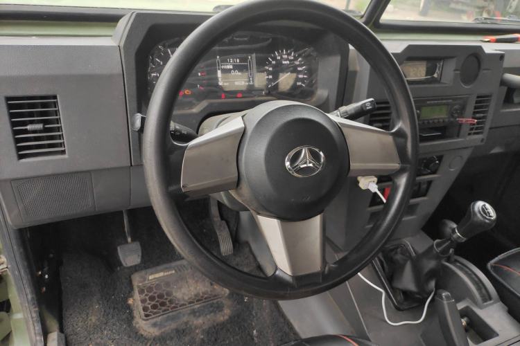 Used BAW Warrior Pickup 2020 2.4T gasoline four-wheel drive 3035 wheelbase integrated double-row cabin 4K22D4T Steering Wheel