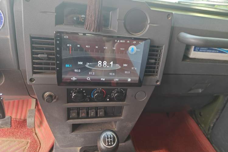 Used BAW Warrior Pickup 2018 2.8T diesel integrated double-row 3035 wheelbase Audio And AC Panel