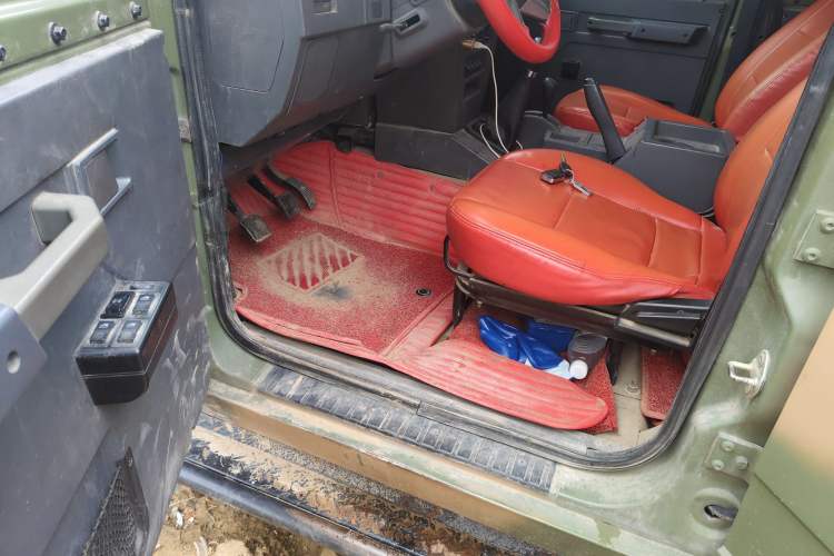 Used BAW Warrior Pickup 2018 2.8T diesel integrated double-row 3035 wheelbase Driver Seat