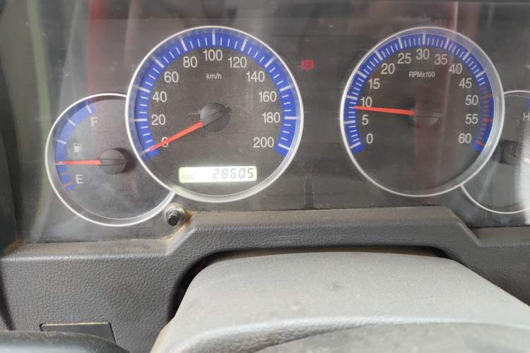 Used BAW Warrior Pickup 2018 2.8T diesel integrated double-row 3035 wheelbase Instrument Cluster