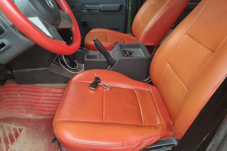Used BAW Warrior Pickup 2018 2.8T diesel integrated double-row 3035 wheelbase Left Front Seat