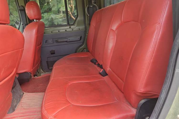 Used BAW Warrior Pickup 2018 2.8T diesel integrated double-row 3035 wheelbase Left Rear Seat