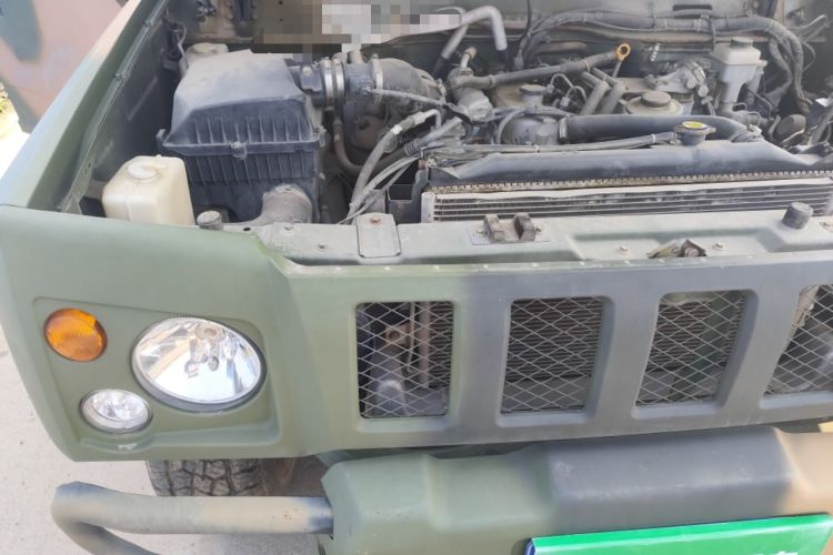 Used BAW Warrior Pickup 2018 2.8T diesel integrated double-row 3035 wheelbase Engine Bay Right