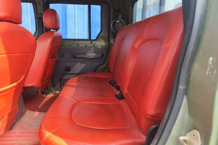 Used BAW Warrior Pickup 2018 2.8T diesel integrated double-row 3035 wheelbase Left Rear Seat