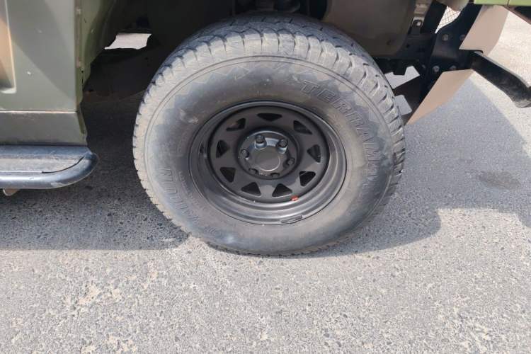 Used BAW Warrior Pickup 2020 2.4T diesel four-wheel drive 3035 wheelbase integrated double-row cabin YCY24140-60A Right Front Wheel Hub