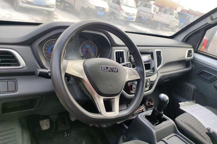 Used BAW Whale Card T7 2022 1.6L Manual Comfort Version Single Row Long Wheelbase LQ475QMB Steering Wheel