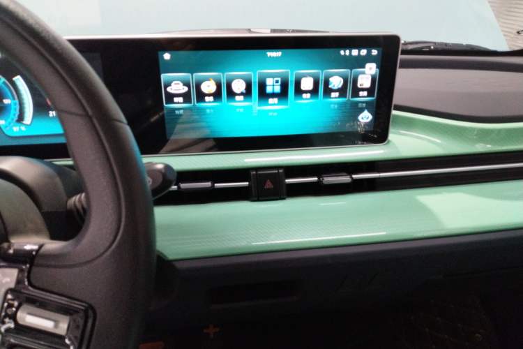 Used BAW Yuanbao 2022 Smart Version Audio And AC Panel