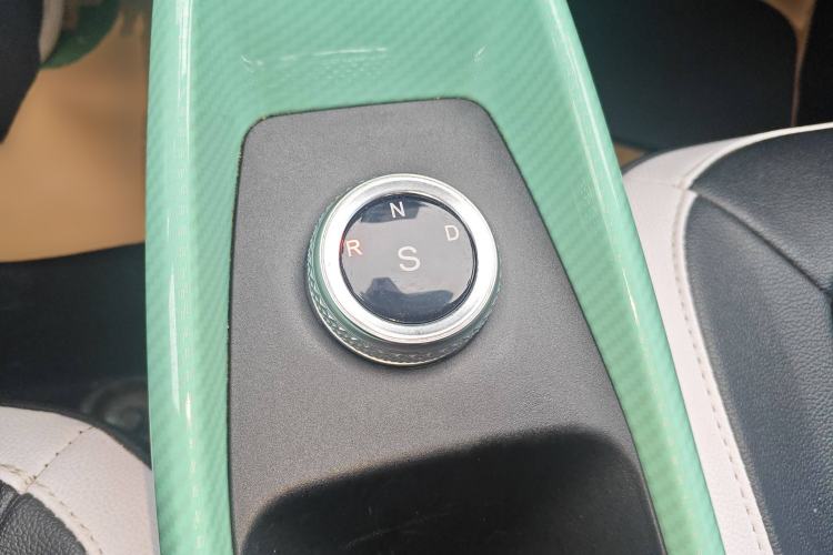 Used BAW Yuanbao 2022 Smart Version Gear Lever