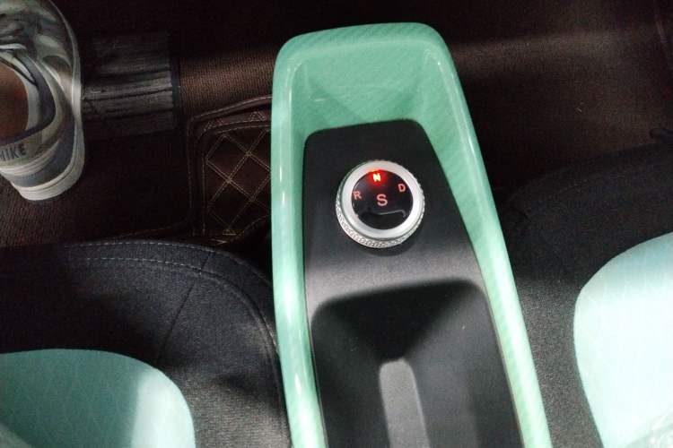 Used BAW Yuanbao 2022 Smart Version Gear Lever