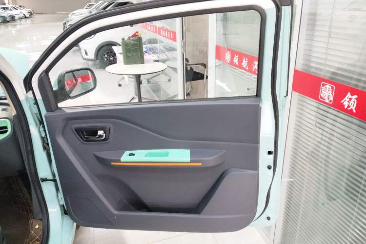 Used BAW Yuanbao 2022 Smart Version Right Rear Door Interior