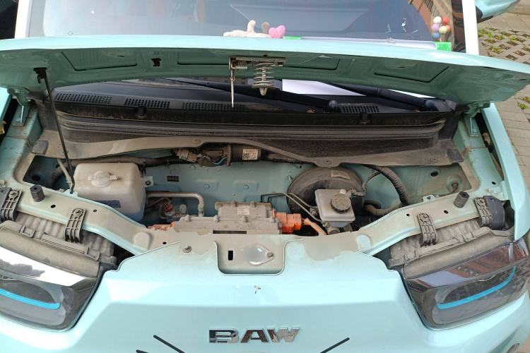 Used BAW Yuanbao 2022 Edition Pure Cute Version Engine Bay