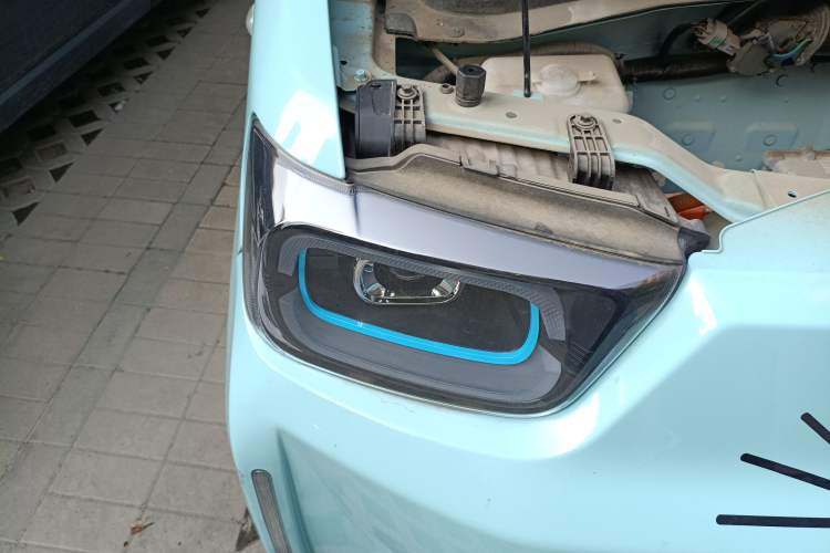 Used BAW Yuanbao 2022 Edition Pure Cute Version Right Front Headlight