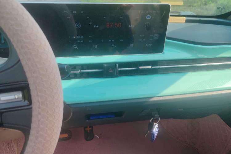 Used BAW Yuanbao 2022 Bao Meng Edition Audio And AC Panel