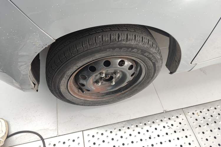Used BAW Yuanbao 2022 Edition Pure Cute Version Left Front Wheel Hub