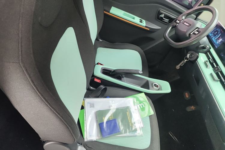 Used BAW Yuanbao 2022 Edition Pure Cute Version Right Front Seat
