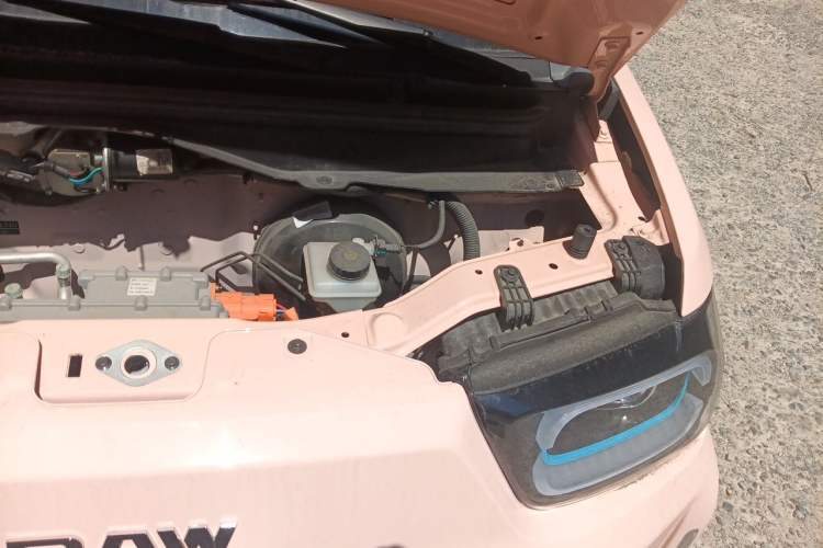 Used BAW Yuanbao 2022 Smart Version Engine Bay Left