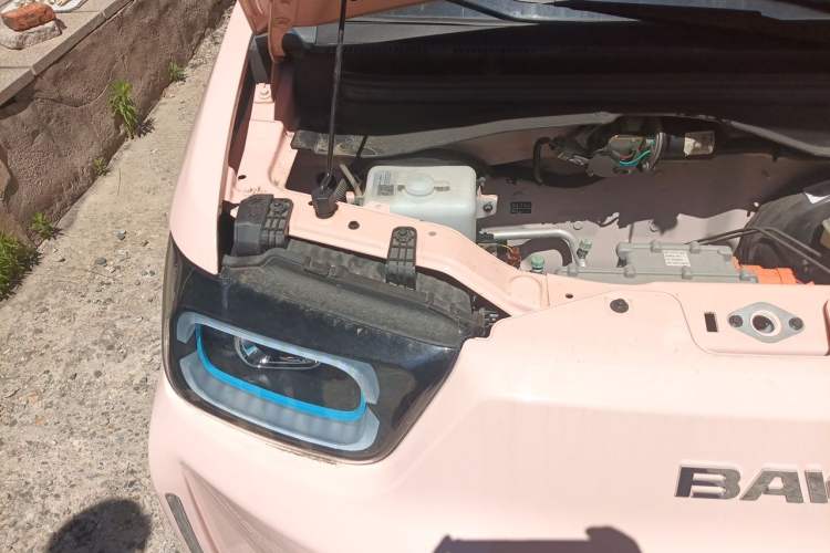 Used BAW Yuanbao 2022 Smart Version Engine Bay Right