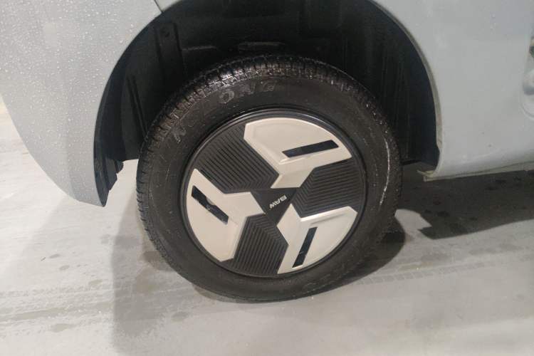 Used BAW Yuanbao 2022 Bao Meng Edition Exterior 5