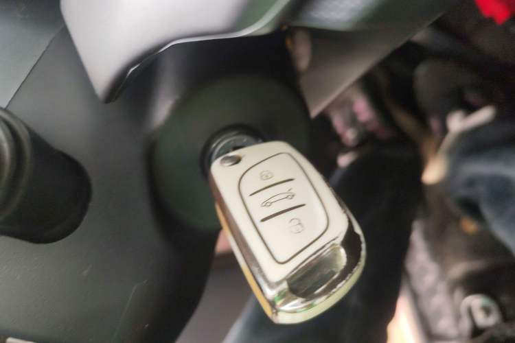 Used BAW Yuanbao 2022 Smart Version Interior 1