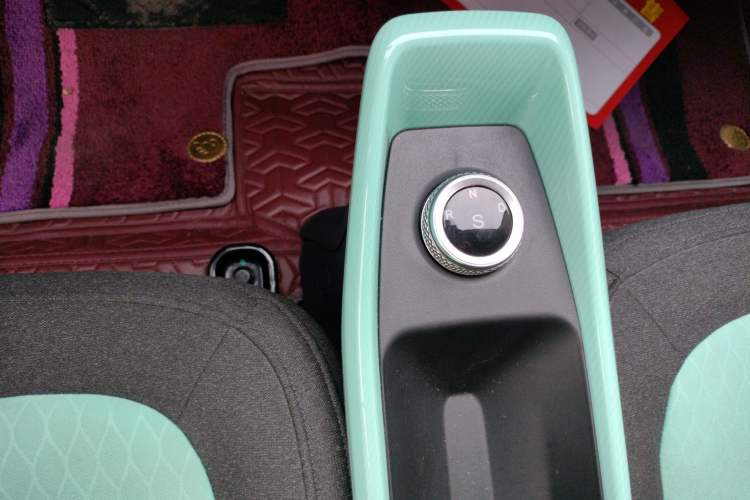 Used BAW Yuanbao 2022 Smart Version Gear Lever