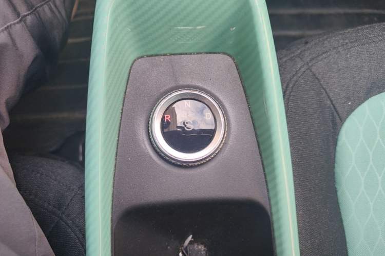 Used BAW Yuanbao 2022 Smart Version Gear Lever