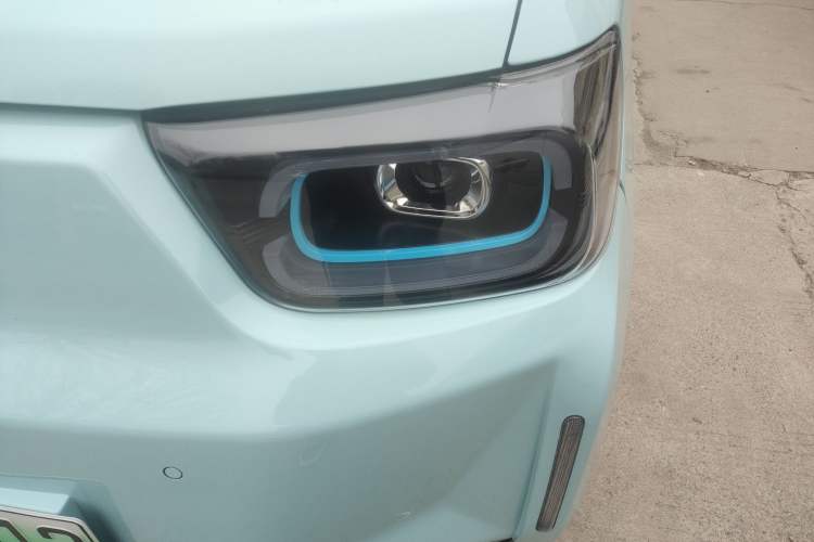 Used BAW Yuanbao 2022 Smart Version Left Front Headlight