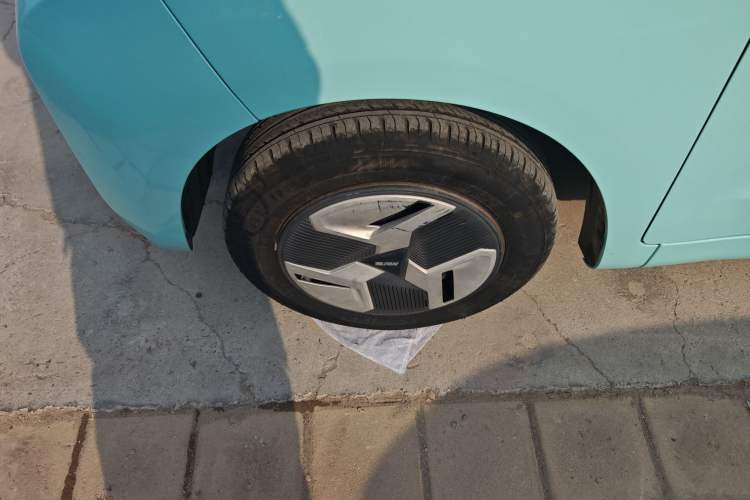 Used BAW Yuanbao 2022 Bao Meng Edition Left Front Wheel Hub
