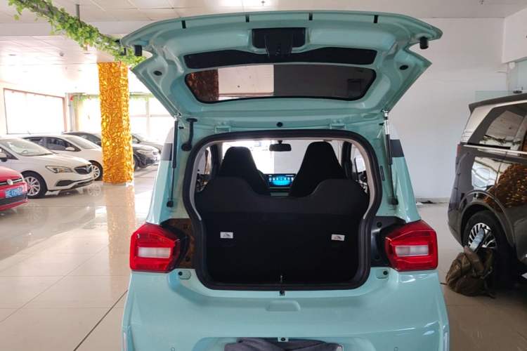 Used BAW Yuanbao 2022 Smart Version Trunk