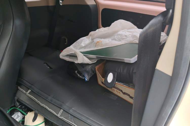 Used BAW Yuanbao 2022 Smart Version Left Rear Seat