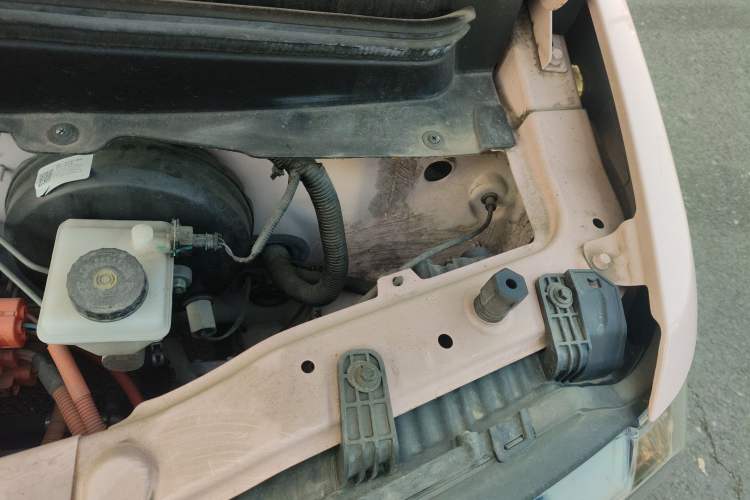 Used BAW Yuanbao 2022 Bao Meng Edition Engine Bay Left