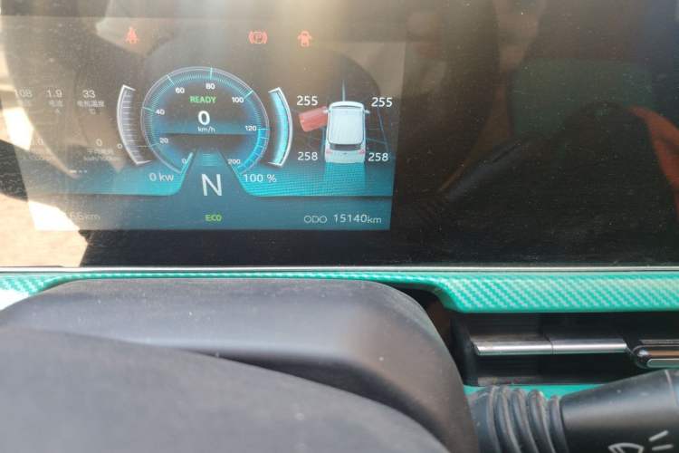 Used BAW Yuanbao 2022 Yue Meng Edition Odometer Close Up