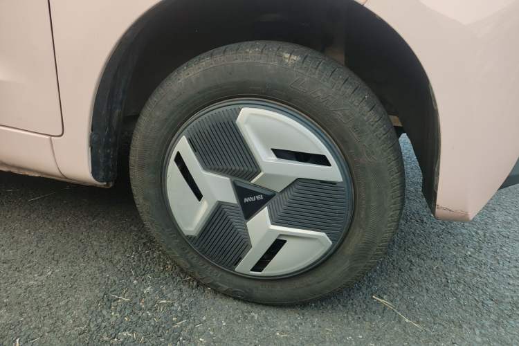 Used BAW Yuanbao 2022 Bao Meng Edition Right Front Wheel Hub