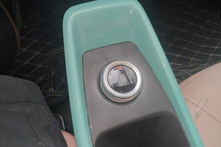 Used BAW Yuanbao 2022 Smart Version Gear Lever