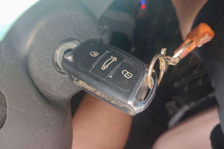Used BAW Yuanbao 2022 Smart Version Interior 1