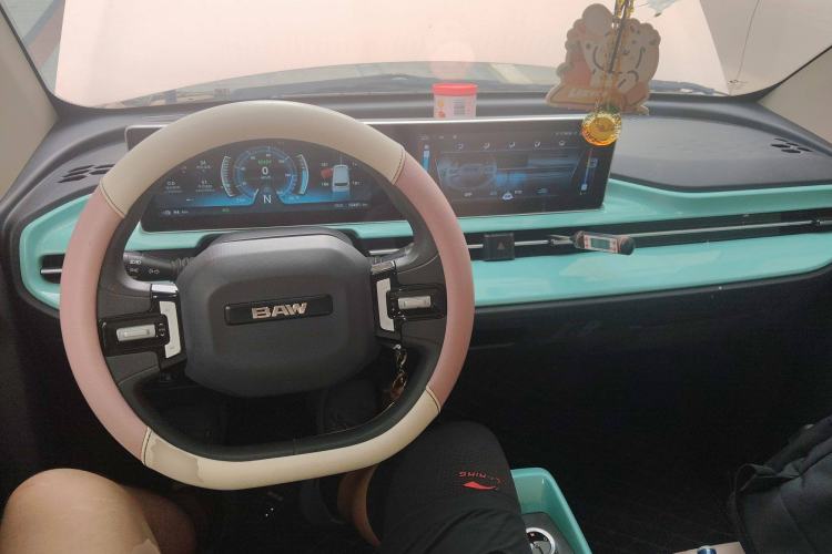Used BAW Yuanbao 2022 Smart Version Interior 2